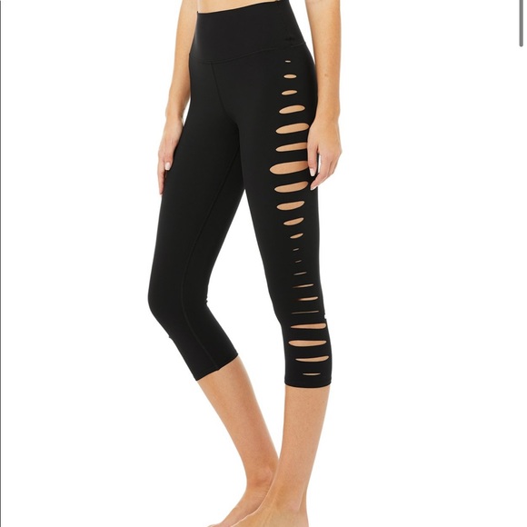 ALO Yoga Pants - High-waist Slice Capris by ALO yoga